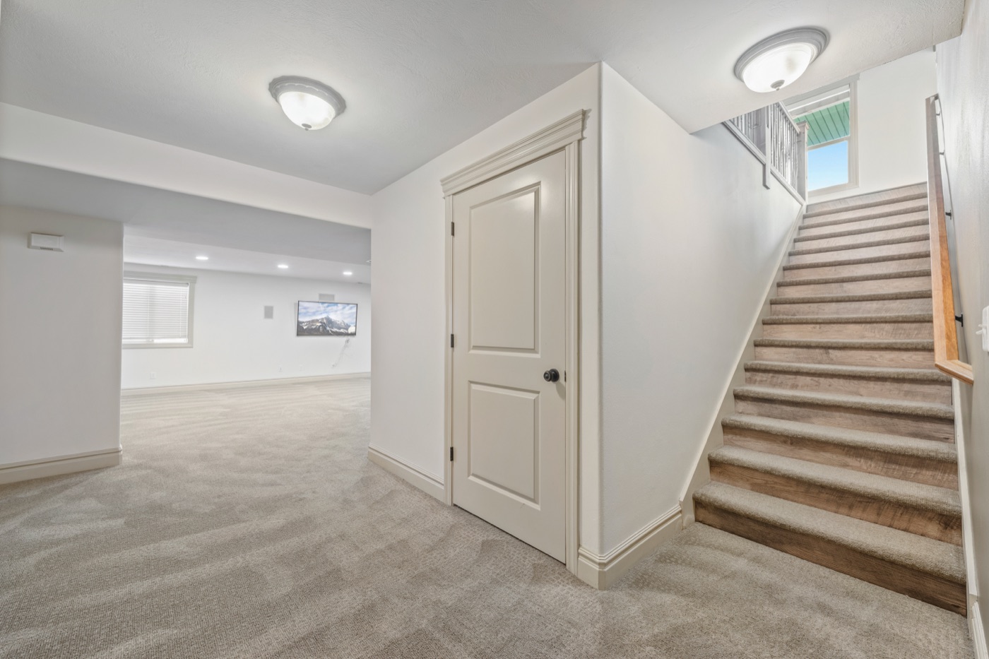 Stairs leading down to lower level